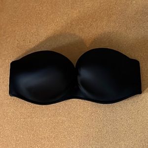 Victoria’s Secret padded bombshell bra 38C EUC
